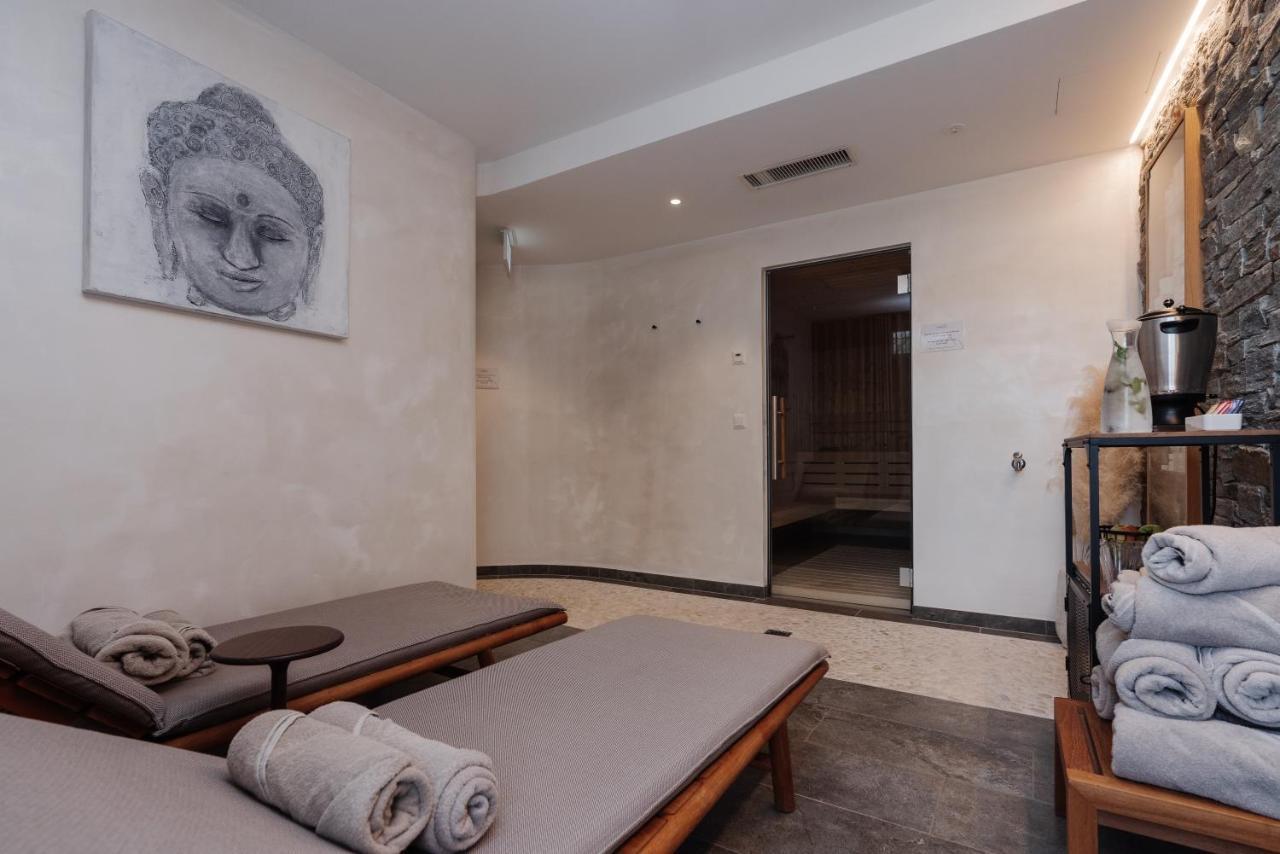 Boutique Hotel Panorama ครองส์มอนตานา ภายนอก รูปภาพ