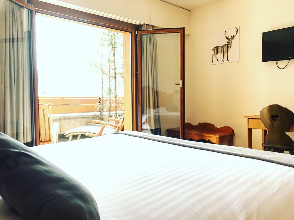 Boutique Hotel Panorama ครองส์มอนตานา ภายนอก รูปภาพ
